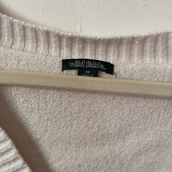Target wild Fable cream oversized sweater - Picture 2 of 3